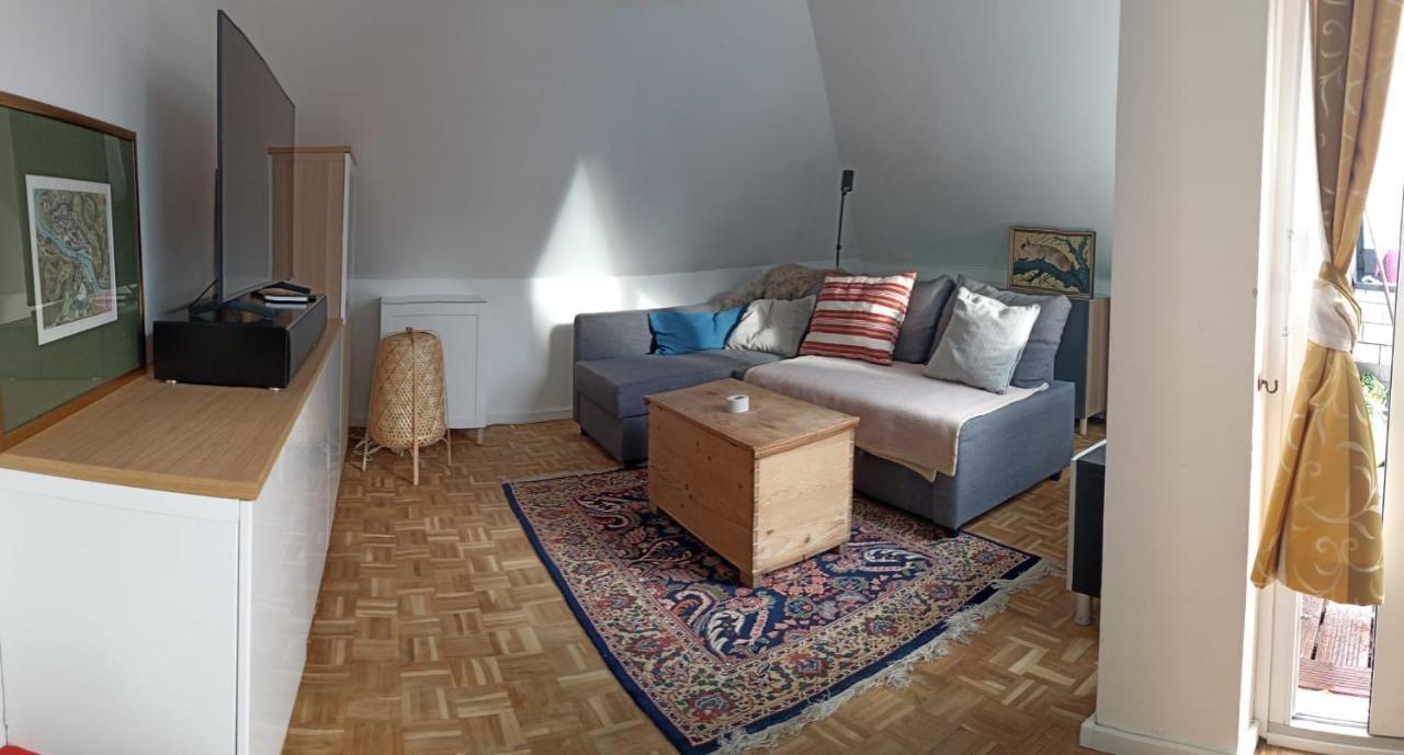 Ruhiges Apartment Mit Dachterrasse In Salzburgo Exterior foto